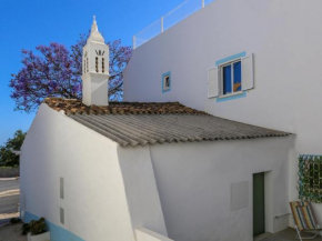 3 BR Townhouse Walk Distance Beach Center, Albufeira